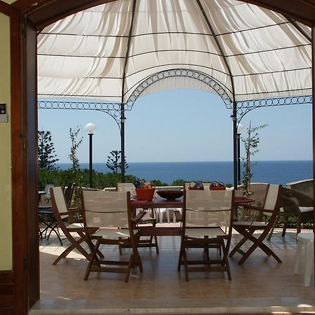 לינה וארוחת בוקר סירקוזה Terrazza Sul Plemmirio מראה חיצוני תמונה