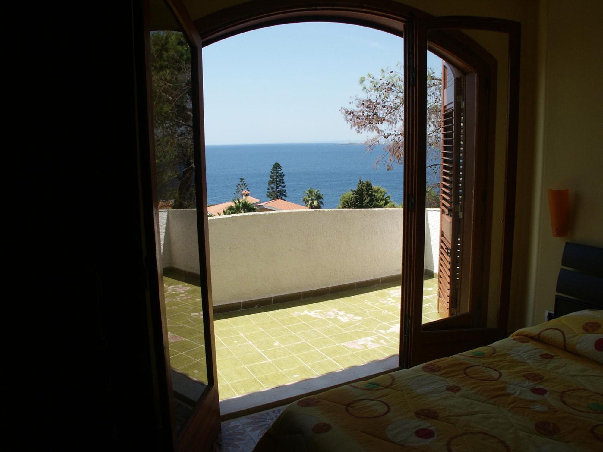 לינה וארוחת בוקר סירקוזה Terrazza Sul Plemmirio מראה חיצוני תמונה